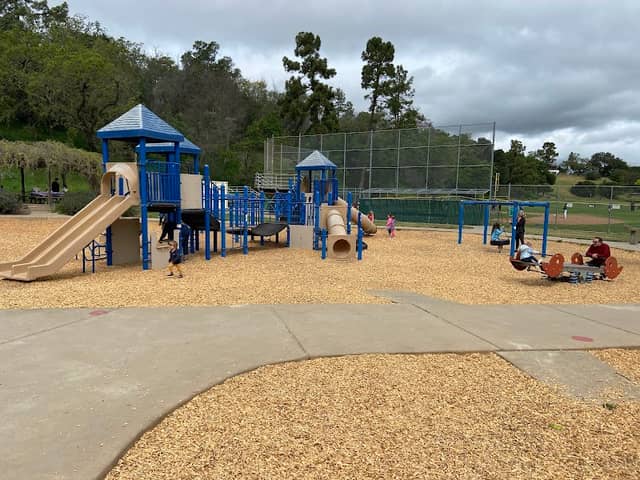 South Hamilton Park - Image 2