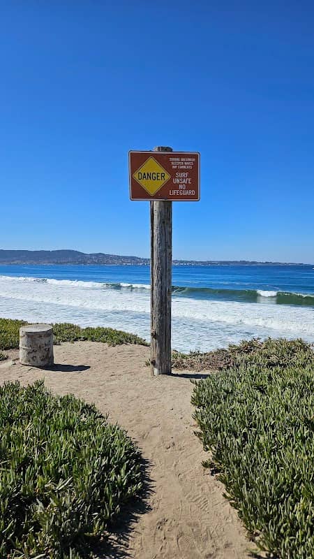 Beach view from the cliff - Image 1