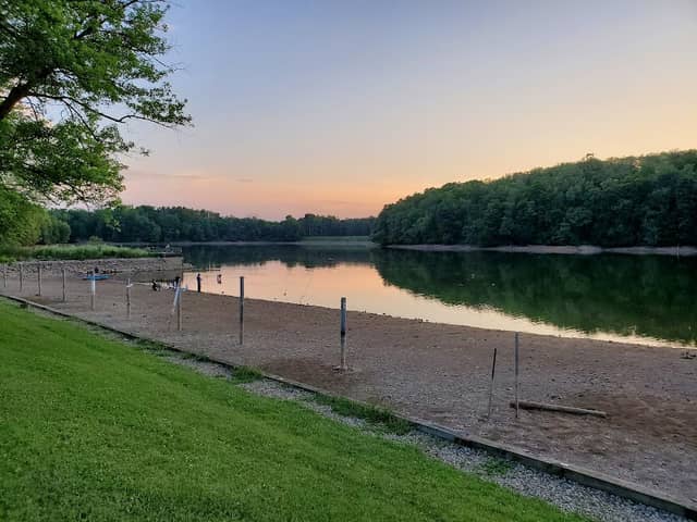 Knox Lake - Marina & Boat Ramp (south end) - Image 1