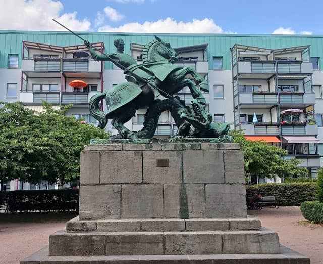 Denkmal: Drachentöter St. Georg - Image 1