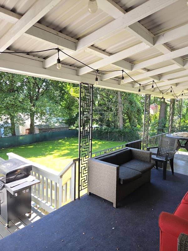 The Porch - Image 1