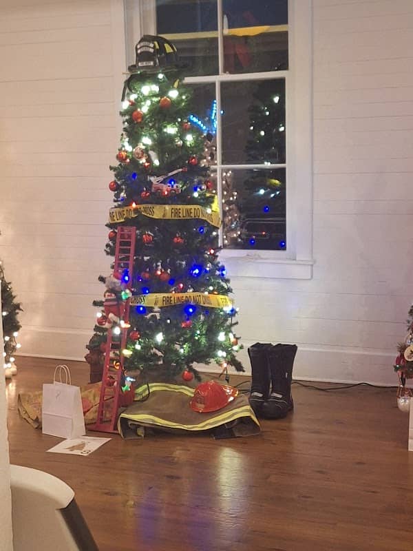 Christmas Reflections - Image 1