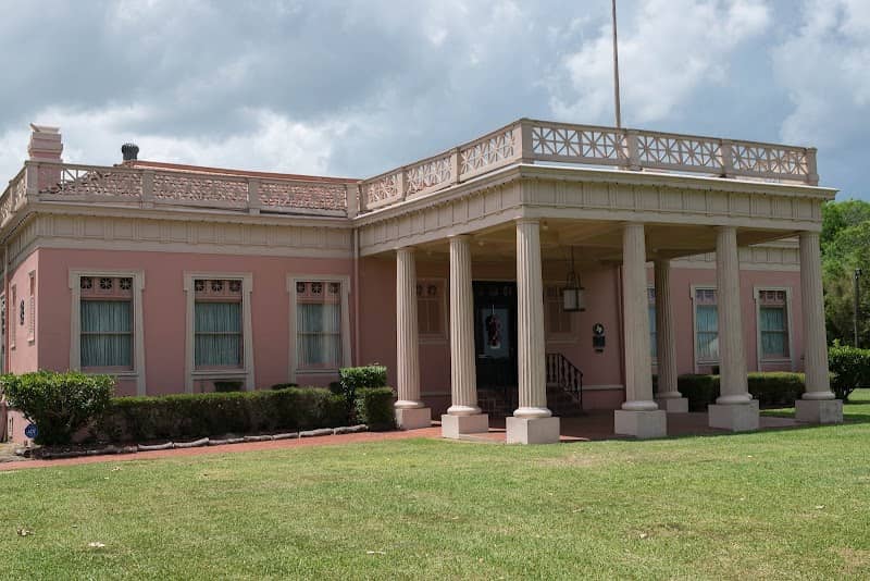 Pompeiian Villa - Image 2