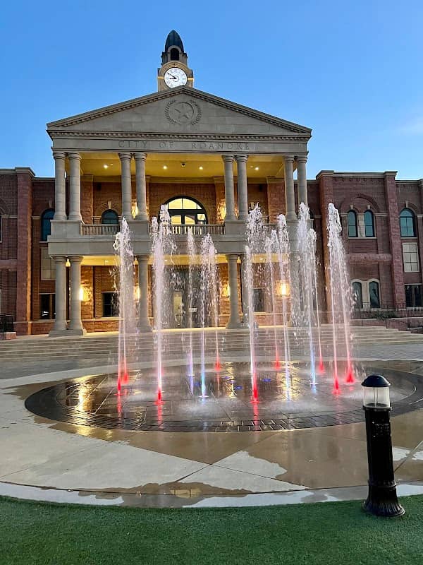 Roanoke City Hall - Image 3