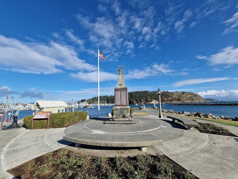 Lady Of The Sea Statue - Image 2