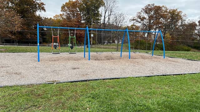 Bright Meadows Park - Image 1