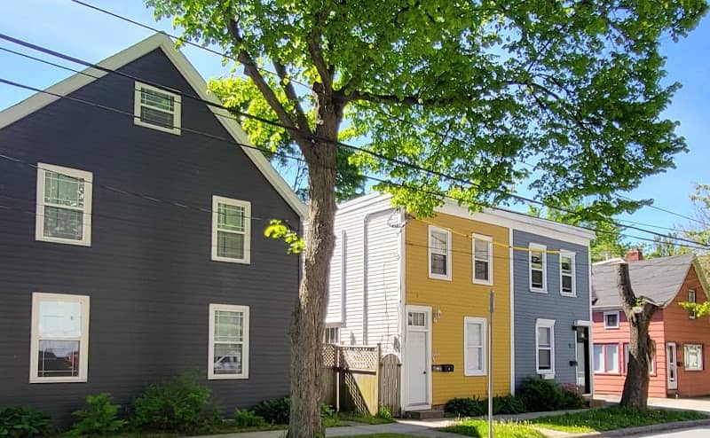Four Sister Houses - Image 2