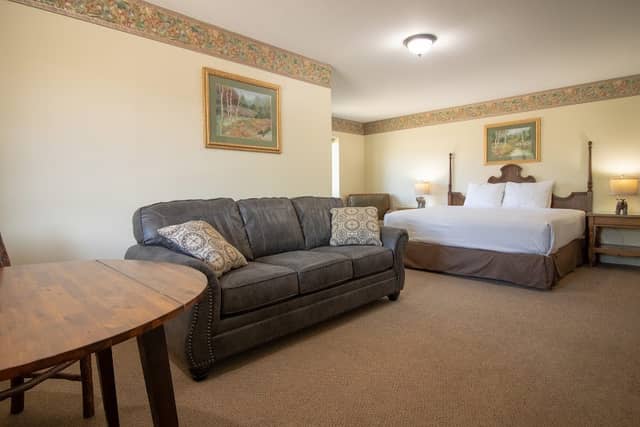 Wildlife Inn - Image 1