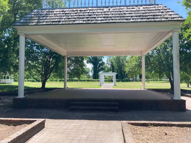 Heritage Gardens - Image 2