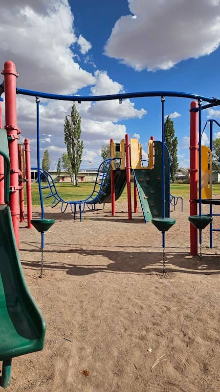 Lisitzky Park - Image 1