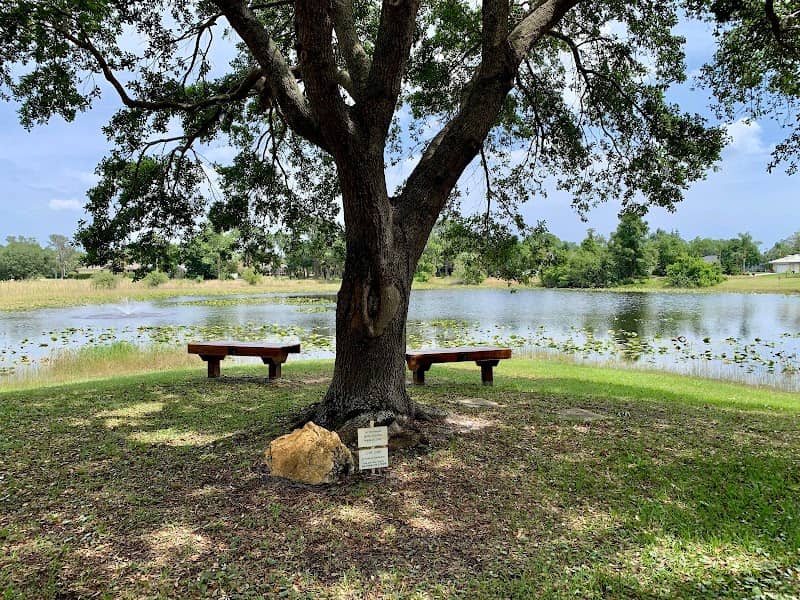 Garden Club Park - Image 2