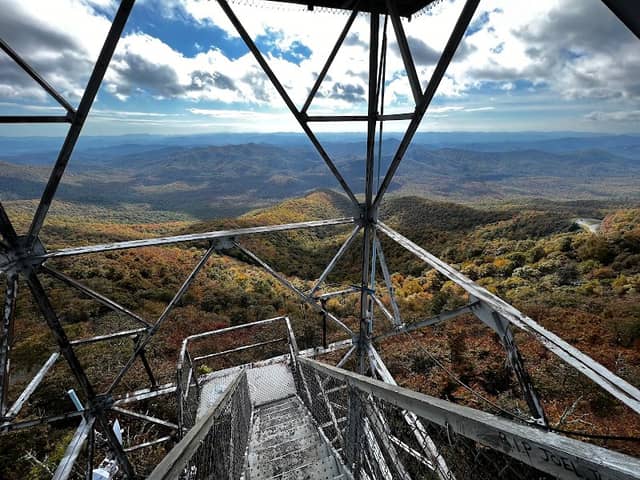 Fryingpan Mountain Lookout Tower - Image 1