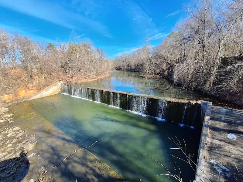 Lake Fayetteville Park - Image 3