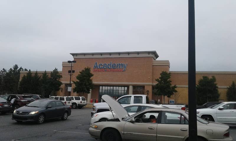 Hoover Colonial Promenade - Image 2