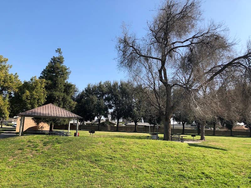 San Gabriel Park - Image 2