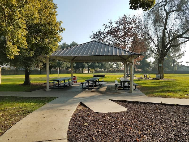 San Gabriel Park - Image 1