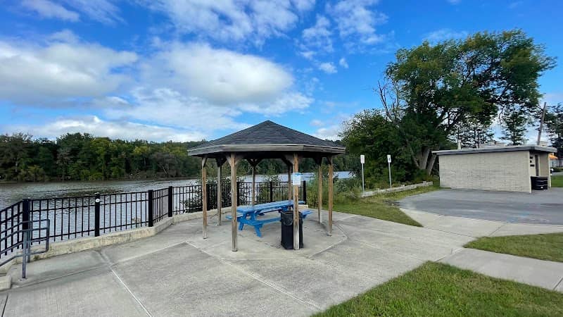 Mohawk-Fultonville Picnic Table - Image 1