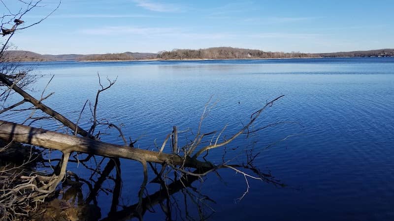 Point 17 - Table Rock Lake - Image 1