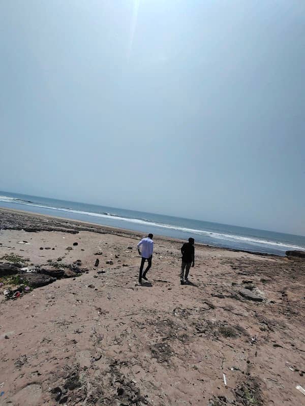 Loej Beach - Image 1