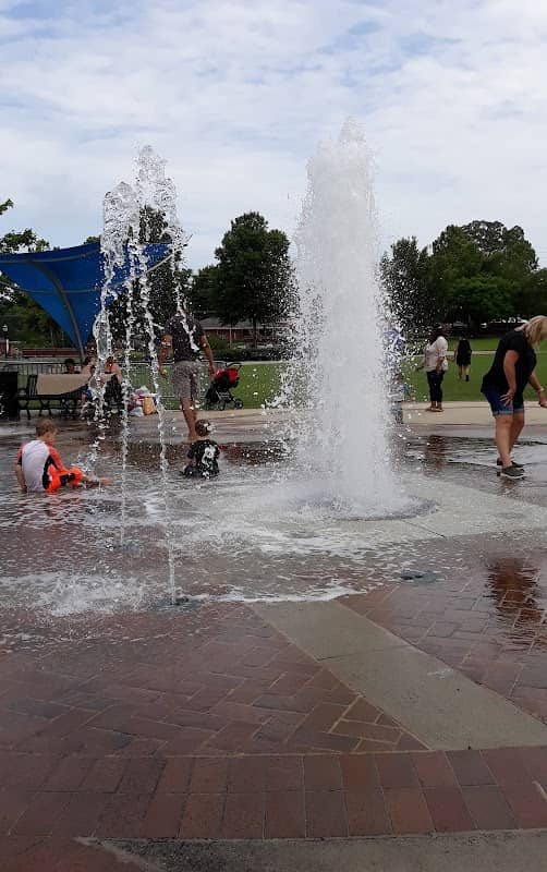 Big Splash Interactive Fountain - Image 2