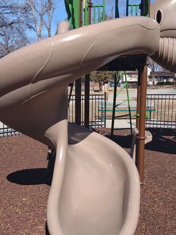 Highland Playground - Image 3