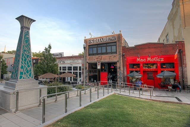 Decatur Square - Image 2