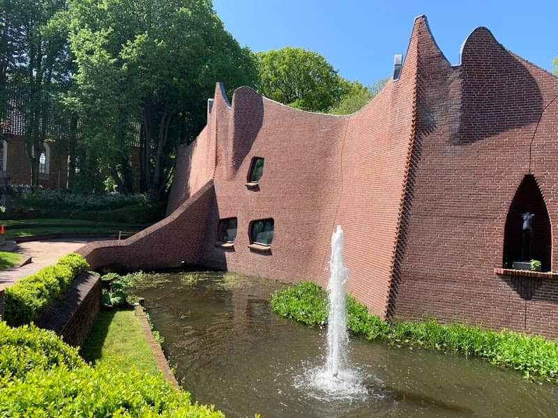 Museum De Buitenplaats Eelde - Image 1