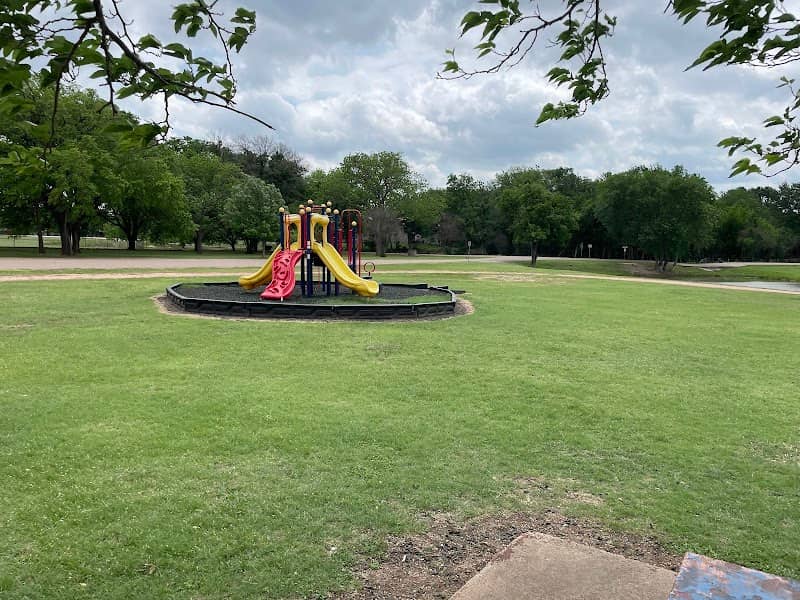 Amsler Park - Image 1