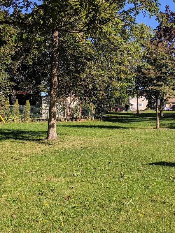 Exeter Park - Image 1