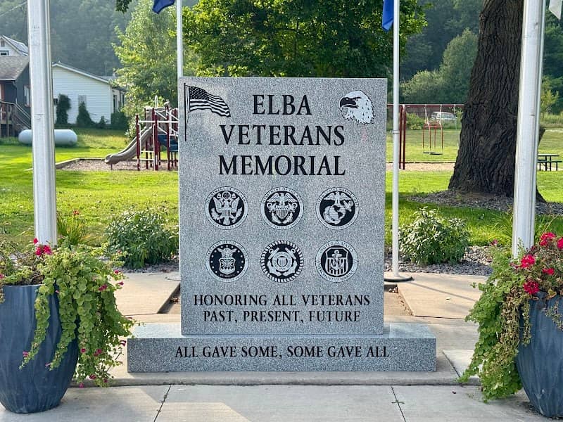 Veterans Memorial - Image 2
