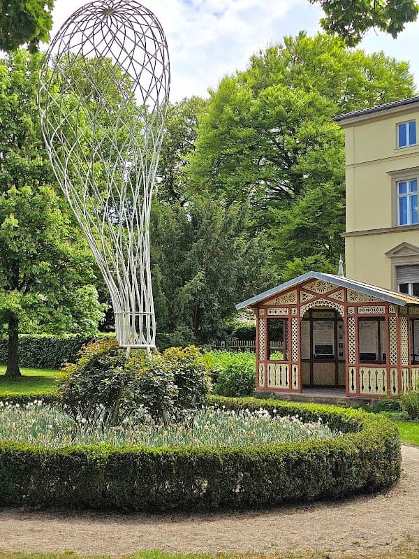 Jean Paul Pavilion - Image 3