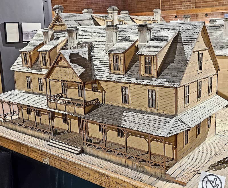 The History Museum - Image 2