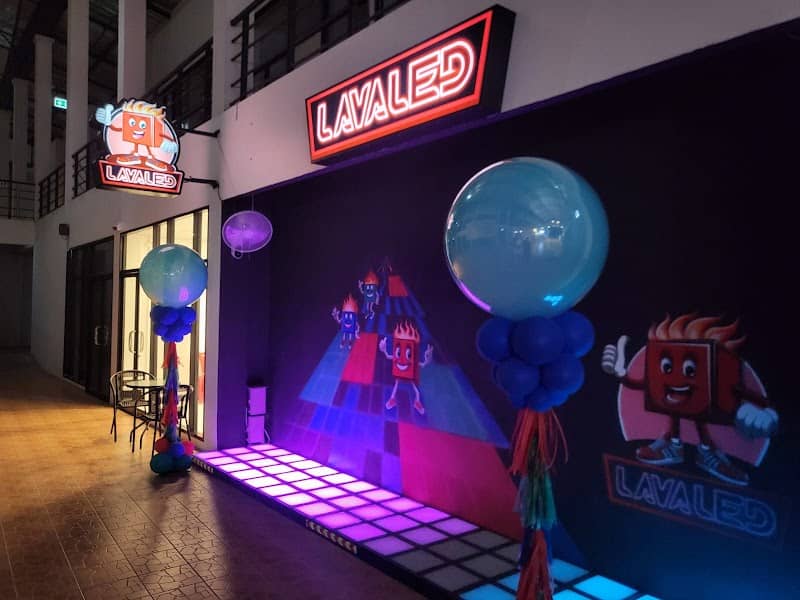 LAVALED SAMUI (Chaweng Walking Arcade) - Image 1