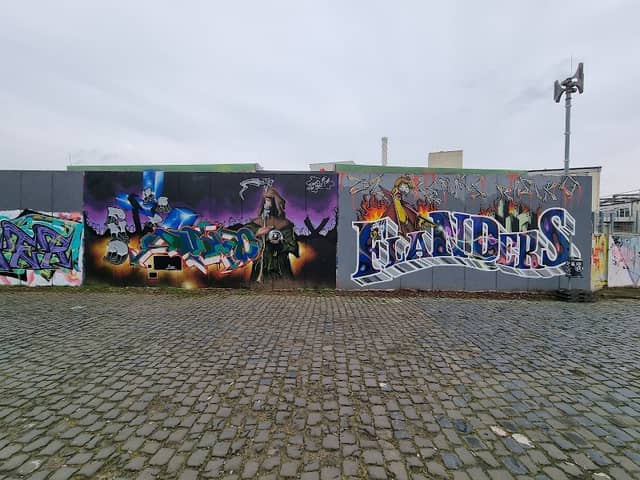 Graffiti Mauer - Image 1