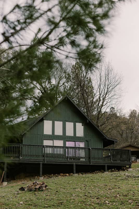 The Base Cabin - Image 1