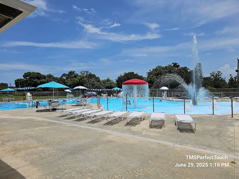 Fee Avenue Park - Image 2