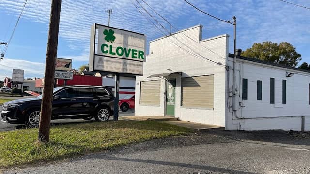 Clover Arcade - Image 2