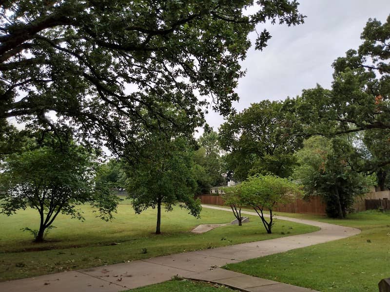 Tower Park - Image 3