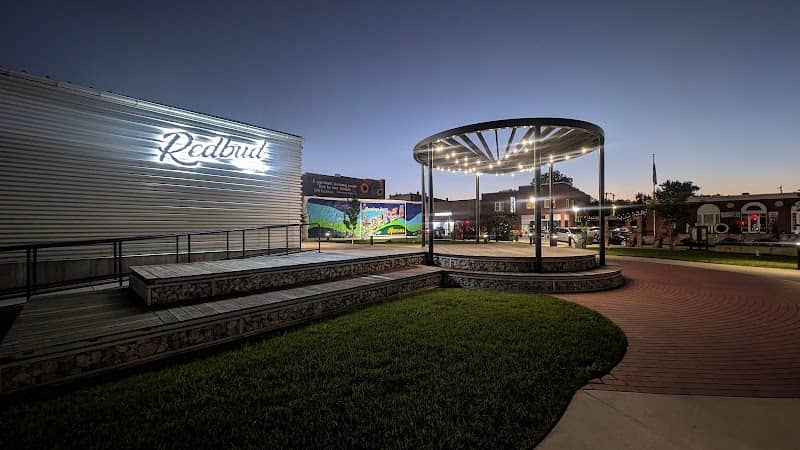 Redbud Park - Image 2