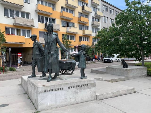 Monument to Displaced Gdynians - Image 1