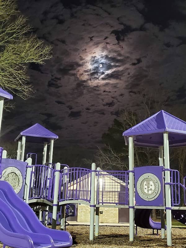 Lindley Park - Image 1