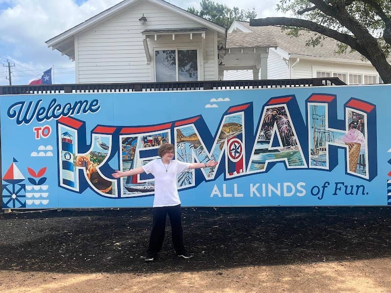 Kemah School House - Image 1