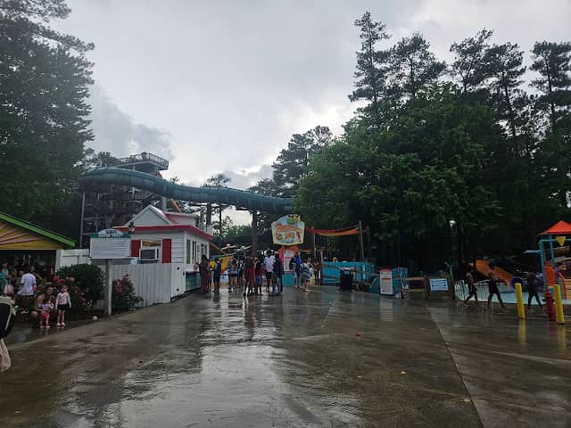Six Flags White Water Atlanta - Image 2