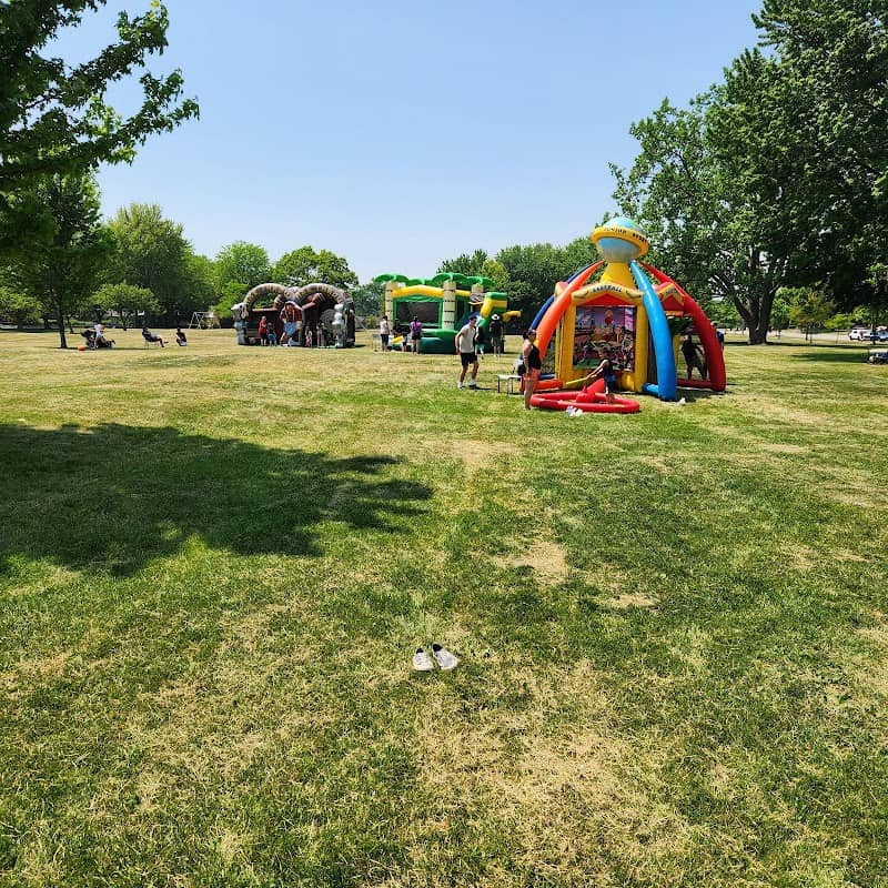 Newton Park - Image 2