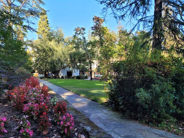 Hacienda de las Flores Park - Image 2