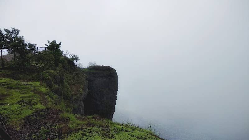 Louisa Point - Image 2