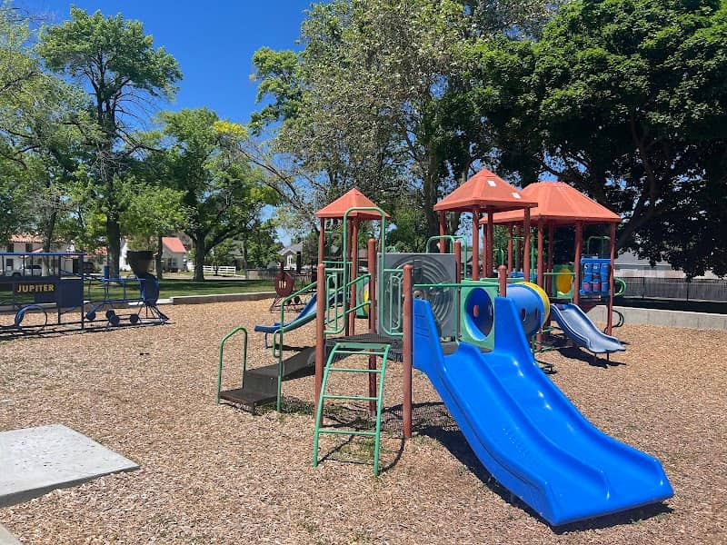Dennis Vincent Memorial Park - Image 1