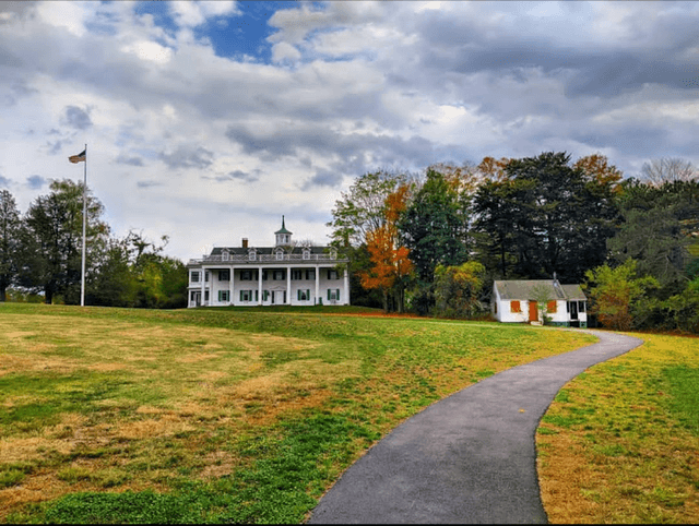 King Oak Hill Park - Image 2