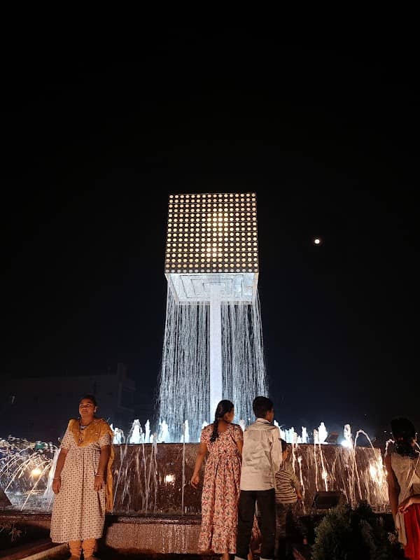 Enumamula junction water fountain - Image 1
