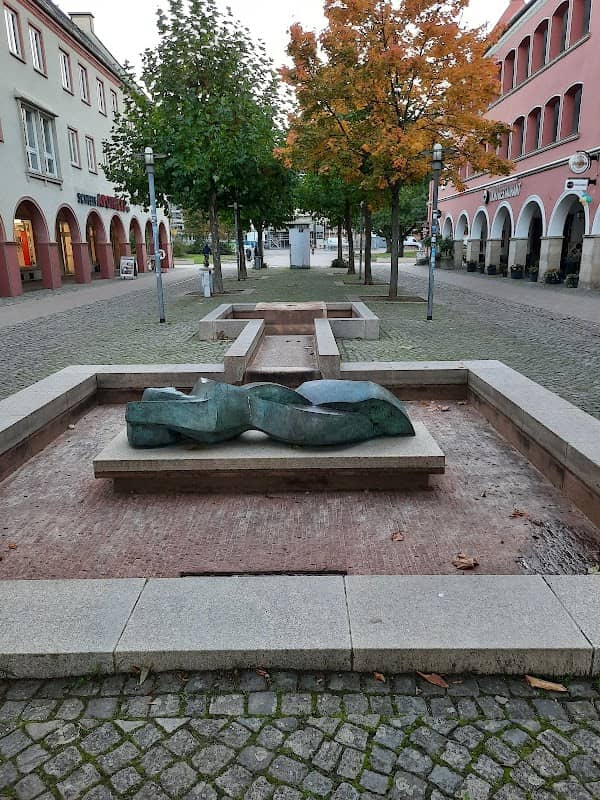 Brunnen "Quelle, Fluss, Meer" - Image 1